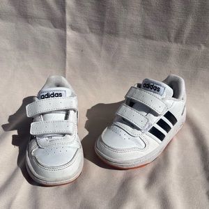 Toddler Adidas sneakers, size 6.5